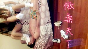 双S帆布鞋泡泡袜暴力踩踏老贱狗