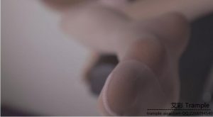 骚粉女巨人第一视角