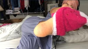 美女主播第一次秀足