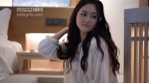 【克拉女神视频】汤怡裸足 视频版！-97LZTD-1421