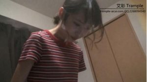 D131 日本19岁高中生帆布鞋踩踏多种食物-97LZTD-2063
