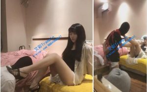 【橙子小祖宗】绳艺,在狗身上口红写字、口水