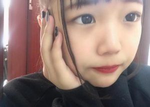 【莲主】短裙黑长丝调教全体重踩踏