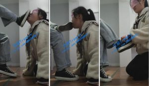 【校园女M系列】棉袜堵嘴帆布鞋裸足蹂躏脸