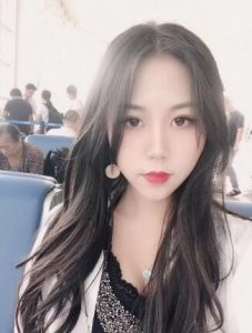 【画师女主】露脐装厚底鞋剁踩贱狗！ YC-200802-3