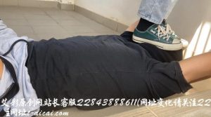 福州 学校楼顶 脏帆布鞋全体重踩踏 踩脸 裆 清理脏鞋底 -YC-201024-2