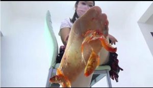 倩倩白丝帆布鞋内入超多金鱼后跳绳--G-200420-2