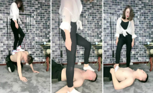 京韵S给狗子做个按摩踩踏-97LZTD-82346