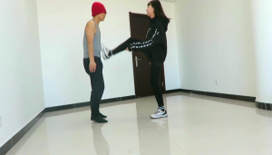00后天使女主钻跨踢打羞辱-97LZTD-82830