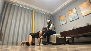 【妆主大大】鞋尖挑逗母狗发骚