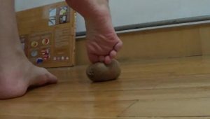 丹丹裸足粉碎猕猴桃-97LZTD-833779