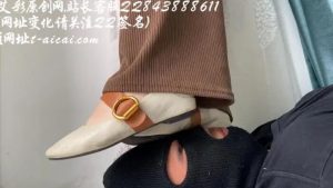 平底白鞋全体重全程踩脸单脚 光脚裸足 舔鞋底-97LZTD-8342751