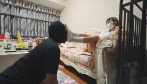 【瑶酱】脏脏白袜脚和裸足暴插狗狗嘴-97LZTD-8343644