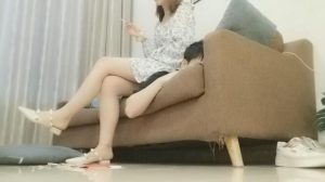 【贝蒂】全体重踩踏,人肉坐垫-97LZTD-834376