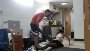 江门小鱼姐姐黑丝脚踢打小流氓