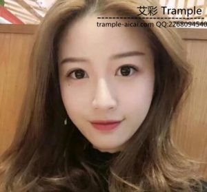 大学女神睡着后肆意舔她的红甲嫩足 -1080P