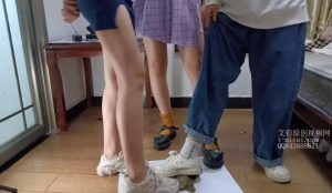 三姐妹玩弄甲鱼
