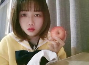 【00后蕬小乃】黑丝肉丝让女M舔个够
