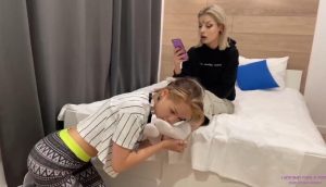 LGF女女-女王的女王！Karina女神降临，Elena小女王甘愿为奴，吃袜子舔脚！