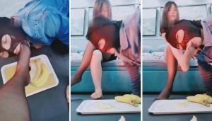 【紫荆女王】喝可乐洗脚水吃香蕉（脚踩）-97LZTD-83506938