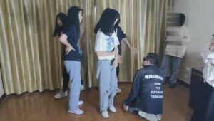 【最抗揍S】精神小妹群殴专场-97LZTD-83507300
