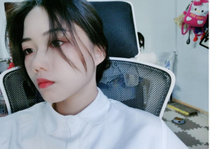 【00后蕬小乃】双人运动后全体重踩女M