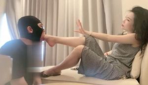 【歌迪丝】沉浸式裸足深喉伺候-97LZTD-84660