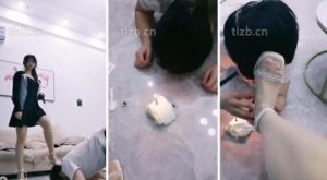 【甜桃】给狗过生日-踩踏蛋糕喂食-口水圣水-97LZTD-97015