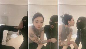 【小月牙】喝口水圣水鞋抽耳光藤条抽【完整版】-97LZTD-97118