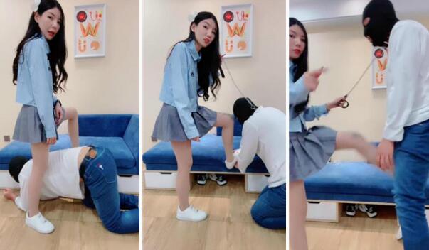 【陈甜女帝】小白鞋肉丝脚跳踩转胯提档-97LZTD-97652