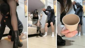 【小猫】跪搓衣板骑马求圣水胯下辱踩狗爪 -97LZTD-98302