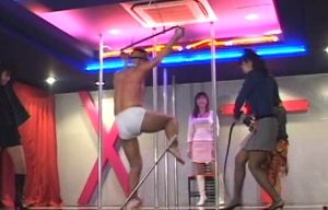yapoo-55群女主暴力鞭打-97LZTD-98323