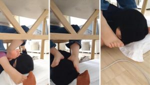 【樱樱】桌底视角-高中生S让狗除脚臭【上】-97LZTD-98357