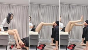 【丫丫】掐乳近距离裸足舔碾压狗脸踩踏狗脸-97LZTD-98364