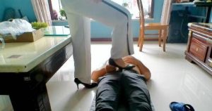 妈妈高贵白裤坐脸-97LZTD-98745