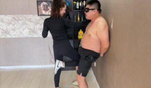 『超S·联盟』健身达人“倩姐”客串防狼演绎 YC-240408-2-97LZTD-99048