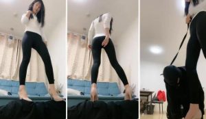 【森森老师】狂抽耳光高跟踩虐皮鞭鞭打跪舔裸足【完整版】-97LZTD-99282