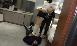【彼岸花】美女带男友羞辱鞋奴 YC-240414-97LZTD-99410
