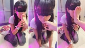 【甜野大王】母畜-打手心小白鞋踩迷恋白袜裸足腿绞喂口水-97LZTD-99792