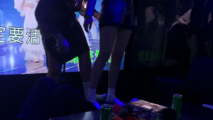 『高兴儿』ktv三女王踩踏脚垫 YC-250115-10-97LZTD-116957