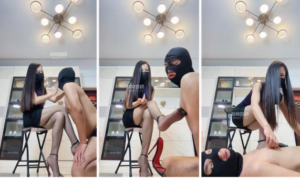 【丽娜】舔乳虐乳-黑丝脚踩-97LZTD-35295