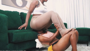 BBW女女全体重沙发坐脸-97LZTDGXFC-000003132702454