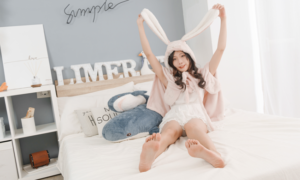 Limerence原创 No.057 Yumi 变身可爱兔兔送裸足来拜年-97LZTDGXFC-000003132704552