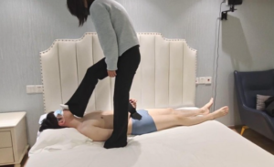 【啦啦啦】33s的全体重跳踩-97LZTDGXFC-00000313272719