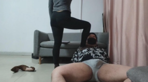 【LING】小玲腿绞调教贱狗-97LZTDGXFC-00000313272748