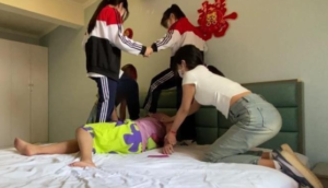 【精神小妹】对男同学动私刑-97LZTDGXFC-00000313272750