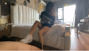 【念安工作室】18岁素人小鱼首次玩狗-97LZTDGXFC-00000313272782