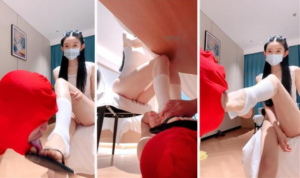 【哆来咪发唆拉西】夹拖鞋踩下贱地毯奴-97LZTDGXFC-00000313272880