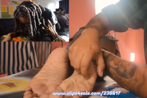 Kenna's Gothic Ebony Soles Get Worshipped-97LZTDGXFC-00000313272966