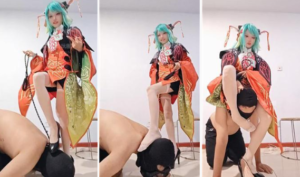 【美少女战士】cos女神胯下羞辱-强制深喉-97LZTDGXFC-00000313273215